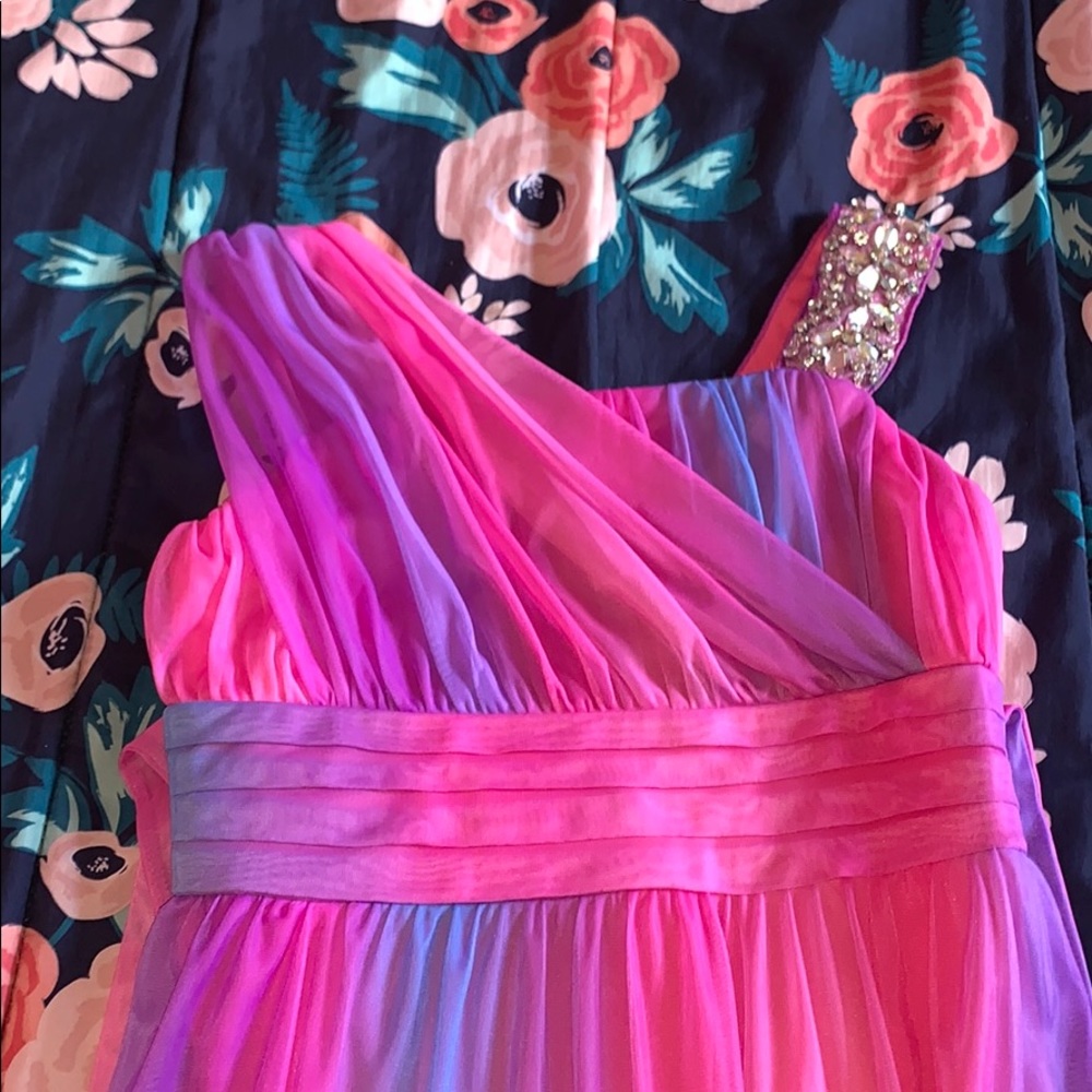Girls dresses